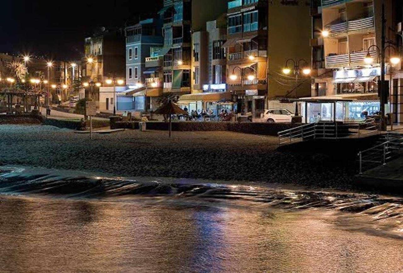 Piso En Primera Linea Con Vistas Directas Al Mar Melenara Exteriör bild